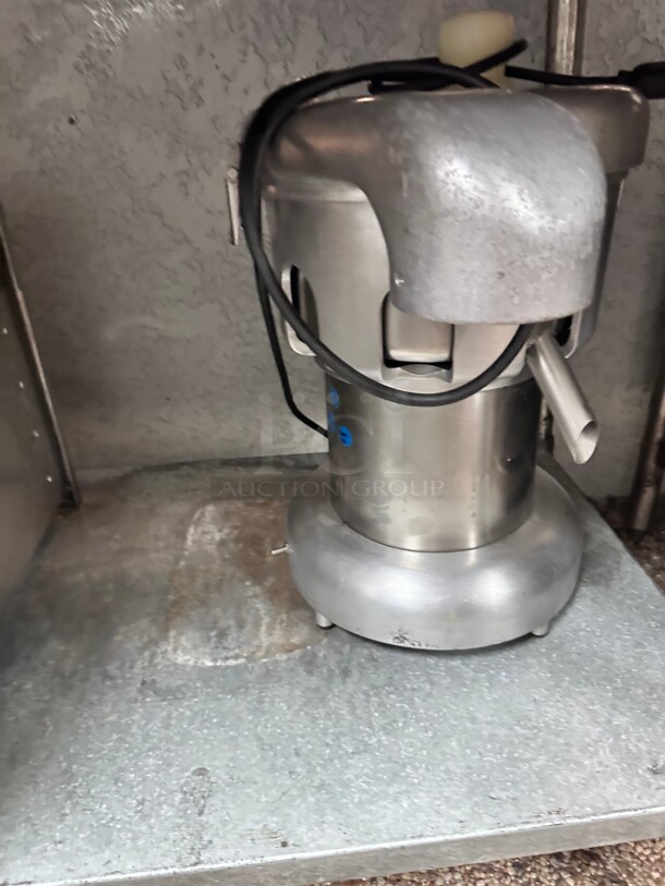 Certified Working Ruby 2000 Commercial Heavy Duty Juicer 115 Volt - Image 3 of 6