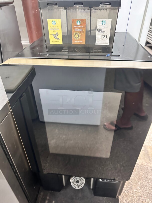 Late Model Bunn B2CSS-312 Sure Immersion 312 Black Single Cup Coffee Brewer - 120V, 1800W Tested and Working Starbucks Machine - Image 8 of 10