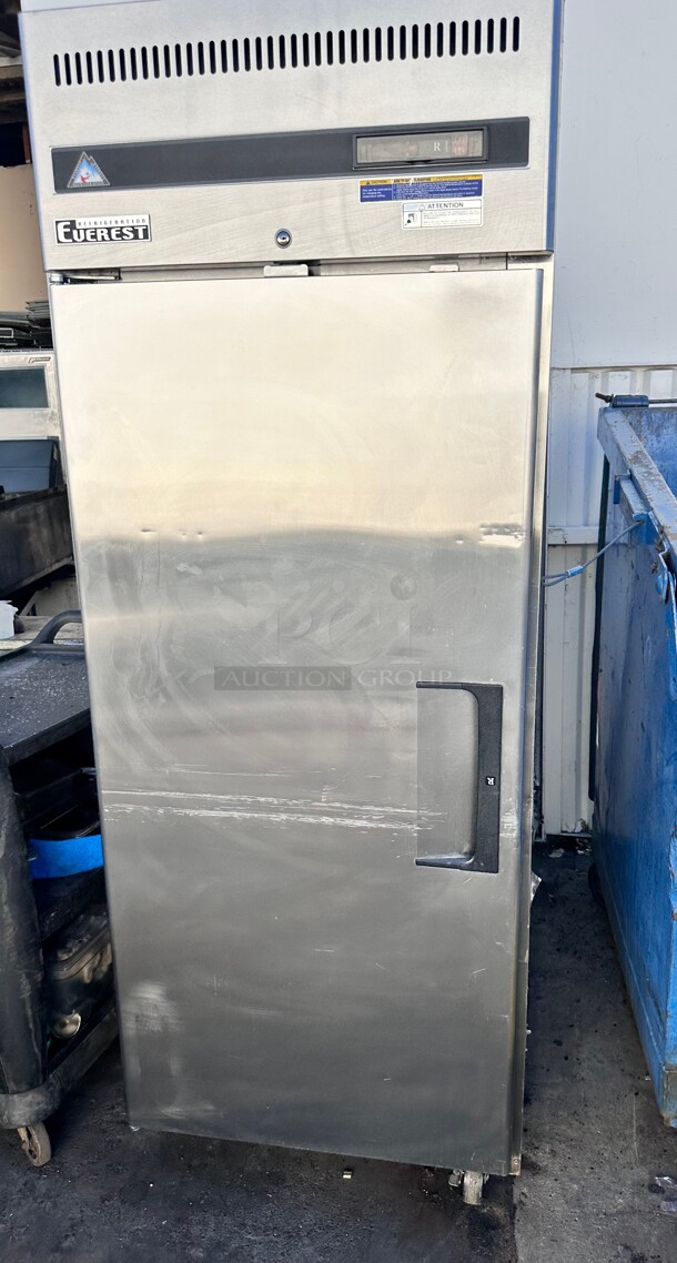 Late Model Everest Signal Door Refrigerator 115 Volt Working - Image 3 of 4