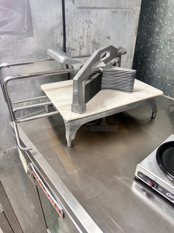 Excellent Condition Lincoln 0643N Tomato Slicer 3/16 - Image 9 of 11