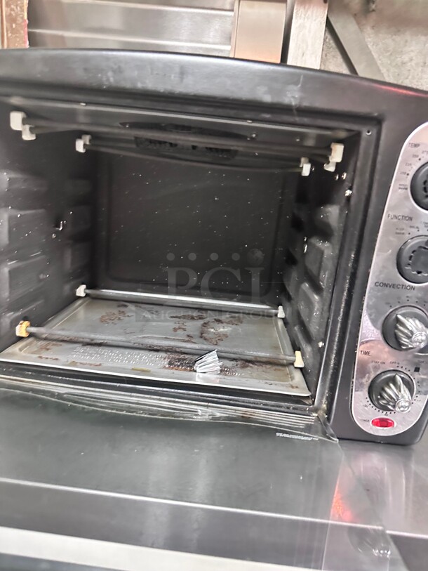 Euro Pro X Convention Jet Convection and  Rotisserie Oven Model JO287 - Image 3 of 5