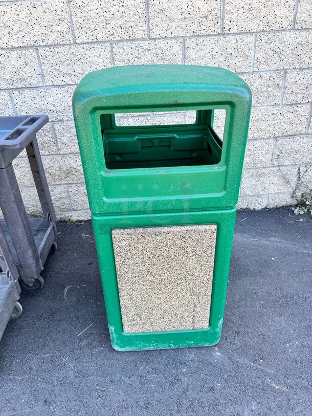 Commercial Street Green Large Trash Container - Image 3 of 6