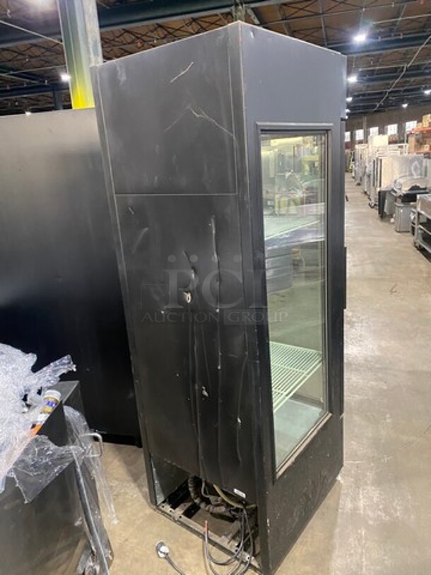 True Commercial Single Door Reach In Cooler Merchandiser! With Glass On Both Sides! View Through Door! With Poly Coated Racks! Model: GEM23 SN: 14651168 115V 1 Phase - Image 9 of 9