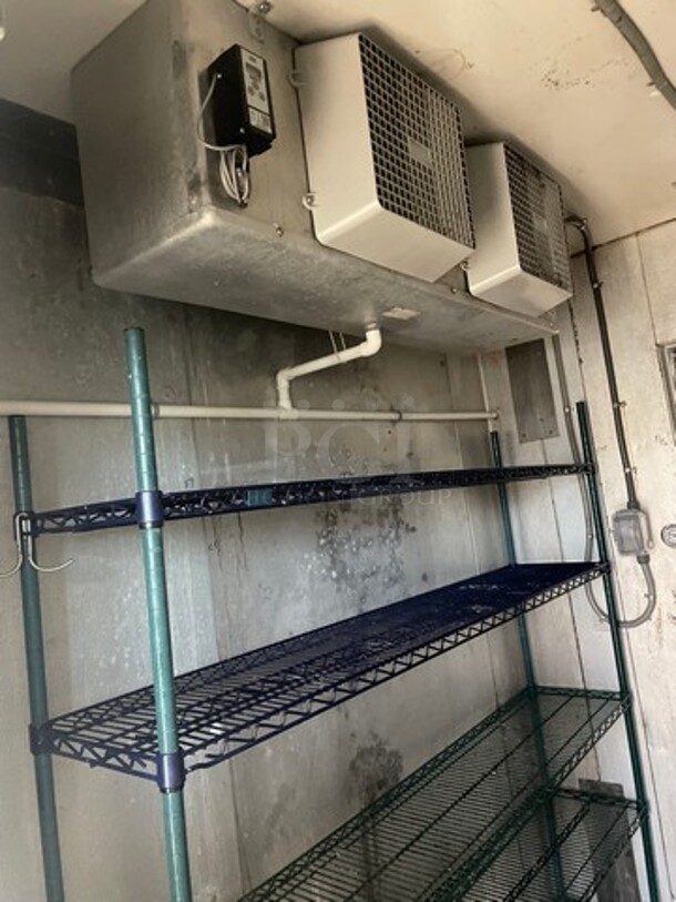 NICE! Kolpak Commercial Walk In Cooler And Freezer Combo Unit! Cooler Has NO FLOOR, Freezer WITH FLOOR! With Blower! NO COMPRESSOR! METRO RACKS NOT INCLUDED! Box Size 7' By 13'.5 By 8'! - Image 3 of 11