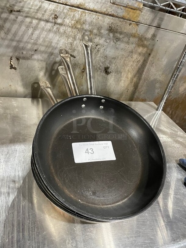 ALL ONE MONEY! Commercial Frying Skillet!  - Image 1 of 5