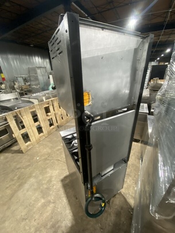 FAB! American Range Natural Gas Powered 4 Burner Range With Full Size Oven Underneath! With 24 Inch Salamander! On Commercial Casters! Working When Removed!  - Image 4 of 9