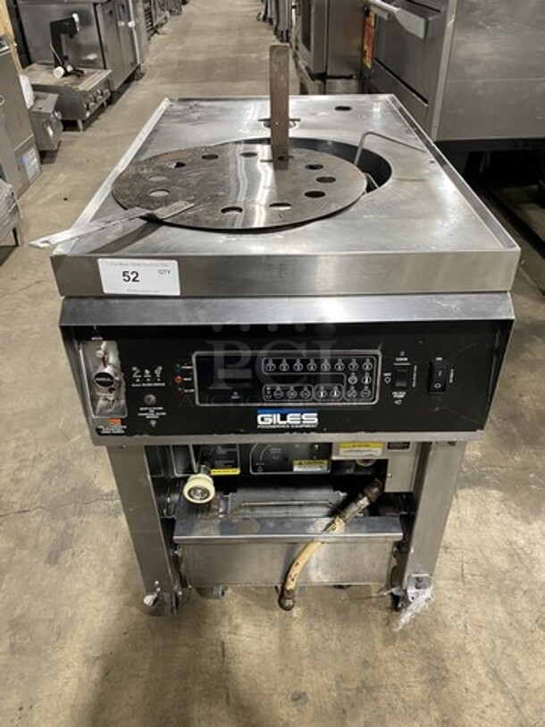 Nice! Giles Electric Powered Heavy Duty Open Fryer! With Automatic Lift And Basket! Model GEF400 Serial A909240817! With Oil Filter System! 208V 3 Phase! On Casters!  