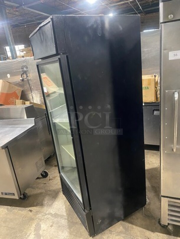 True Commercial Single Door Reach In Cooler Merchandiser! With View Through Door! Poly Coated Racks! Model: GDM26HL SN: 11377445 115V 60HZ 1 Phase - Image 4 of 8