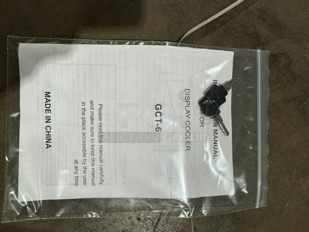 BRAND NEW IN BOX! GCT-6 Metal Commercial Mini Display Cooler Merchandiser. 24x19x12. Tested and Working! - Image 2 of 7