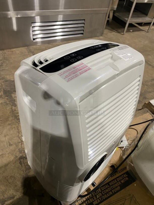 NEW! OUT OF THE BOX! SCRATCH-N-DENT! DeLonghi Portable Air Conditioner, Dehumidifier Fan With Heater Unit! 14,000 BTU! Model: PACAN140HPEW 115V - Image 3 of 7