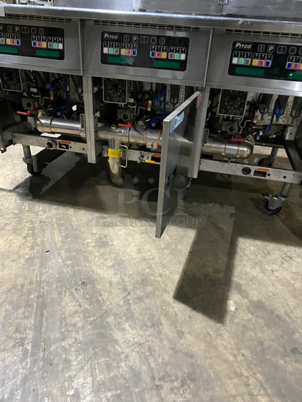 SWEET! Pitco Frialator Commercial Natural Gas Powered 3 Bay Deep Fat Fryer! With Backsplash! With Fryer Covers! All Stainless Steel! On Casters! Working When Removed! Model: SSH60W SN: G13LC064141 115V 50/60HZ - Image 7 of 12