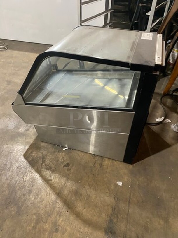 Structural Concepts Commercial Countertop Refrigerated Display Cabinet! Stainless Steel Body! Model: DD17R SN: M52816HZ073635 120V 60HZ 1 Phase - Image 3 of 8