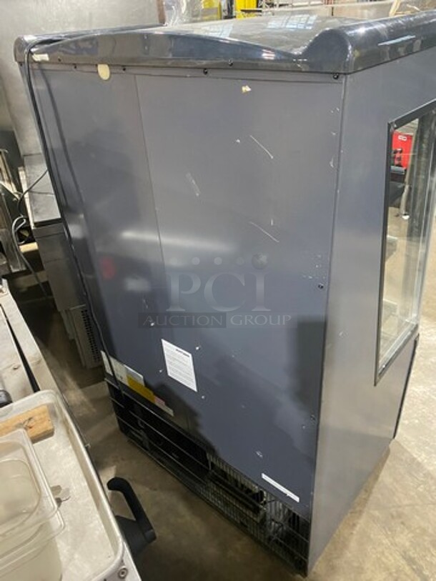 Great! AHT Commercial Refrigerated Open Grab-N-Go Display Case! With Front Cover! Working When Removed!  Model: ACWLED SN: 20125900000701 120V 60HZ 1 Phase - Image 4 of 8