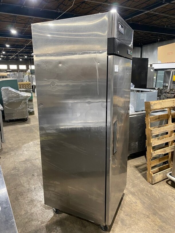 Migali Commercial Single Door Reach In Cooler! With Poly Coated Racks! All Stainless Steel! On Casters! Model: C1RHC SN: C1RHC00319012600920014 115V 60HZ 1 Phase - Image 2 of 9