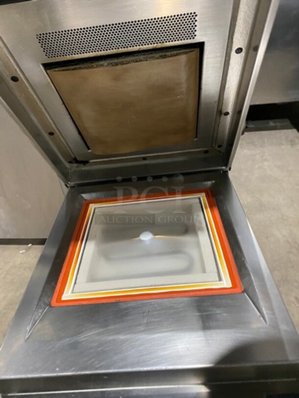 GREAT! LATE MODEL 2018! Electrolux Commercial Countertop Electric Powered Infared Flat Press! With Digital Controls! Stainless Steel Body! On Small Legs! Model: HSPP2RPRS SN: 81210010 208V 60HZ 1 Phase - Image 5 of 9