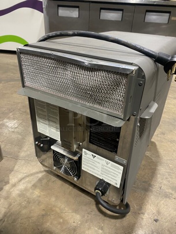 LATE MODEL! 2018 Turbo Chef Commercial Countertop Rapid Cook Oven! On Small Legs! Model: NGO SN: NGOD41069 208/240V 60HZ 1 Phase - Image 3 of 8