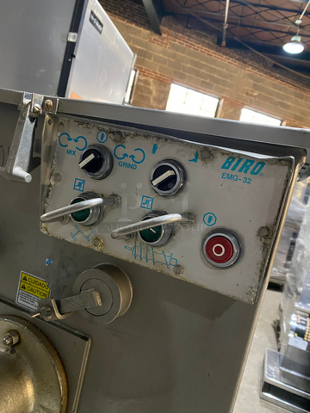 WOW! Biro Heavy Duty Meat Grinder/Mixer! All Stainless Steel! On Casters! Has 7.5 Horsepower! Model: EMG32 SN: 6494  60HZ 3 Phase - Image 6 of 11