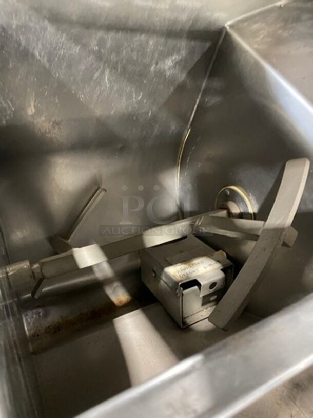 Hobart Commercial Heavy Duty Floor Style Meat Grinder! All Stainless Steel! On Casters! Model: 4246HD SN: 271052298 480V 60HZ 3 Phase - Image 5 of 9