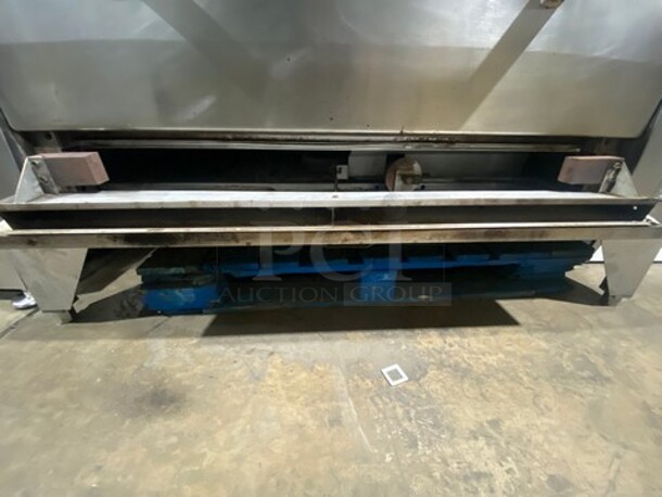 Vulcan Commercial Natural Gas Powered Triple Deck Baking Oven! All Stainless Steel! On Legs! 3x Your Bid Makes One Unit! WORKING WHEN REMOVED! Model: 7018A1 - Image 7 of 11