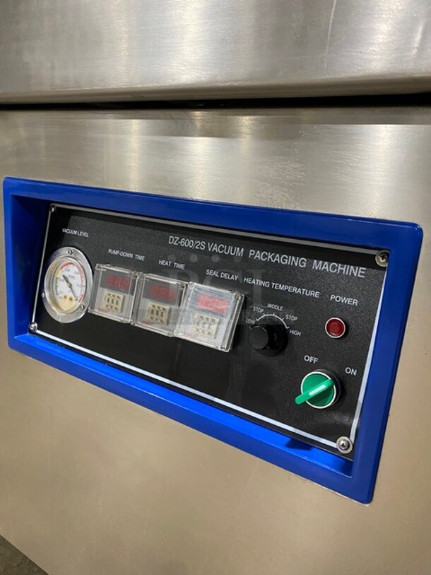 All Stainless Steel Vacuum Sealer packing Machine! Double Chamber!  On Commercial Casters! - Image 6 of 8