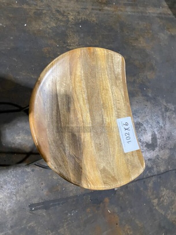 Wooden Round Bar Height Stools! With Footrest! 6x Your Bid! - Image 4 of 5