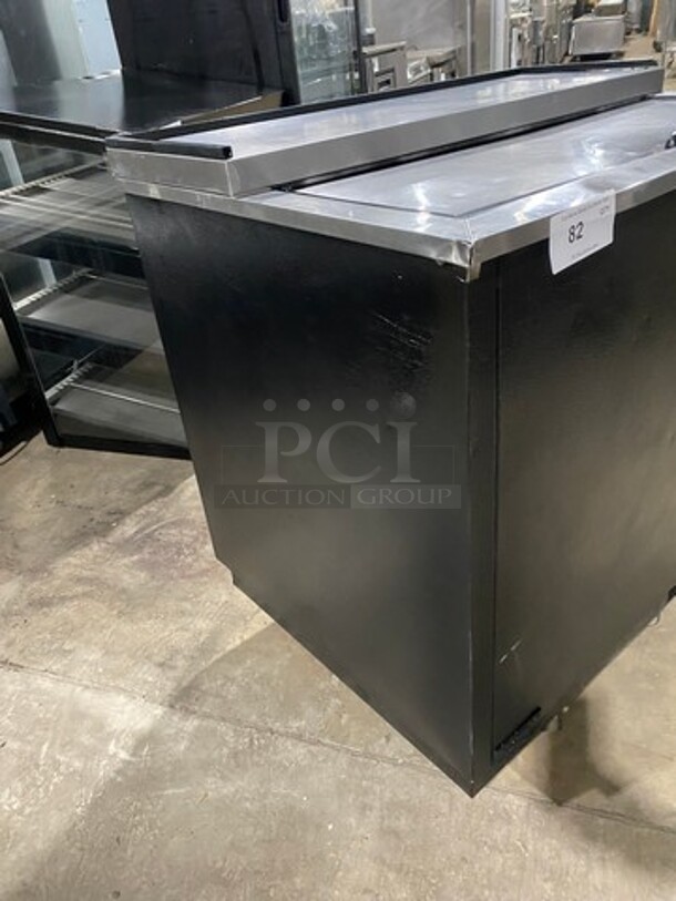 True Commercial Under The Counter Beer Bottle Cooler! With Single Sliding Stainless Steel Top Door! Model: TD3612 SN: 146716 115V 60HZ 1 Phase - Image 2 of 8