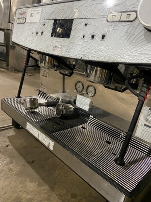 WOW! LATE MODEL! Dunkin Donuts Edition! Schaerer Commercial Countertop 2 Group Espresso Machine! With Steam Lines! Stainless Steel! On Small Legs! - Image 7 of 9