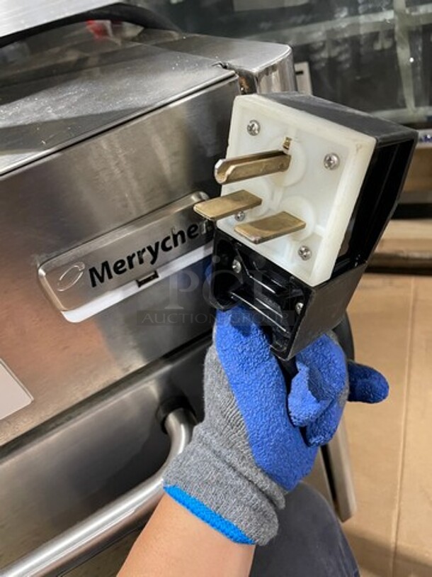 NICE! NEW! Never Used! Merrychef Commercial Countertop Rapid Cook Oven! All Stainless Steel! Model: EIKONE6 SN: 1305213090341 208/240V 60HZ 1 Phase - Image 9 of 9