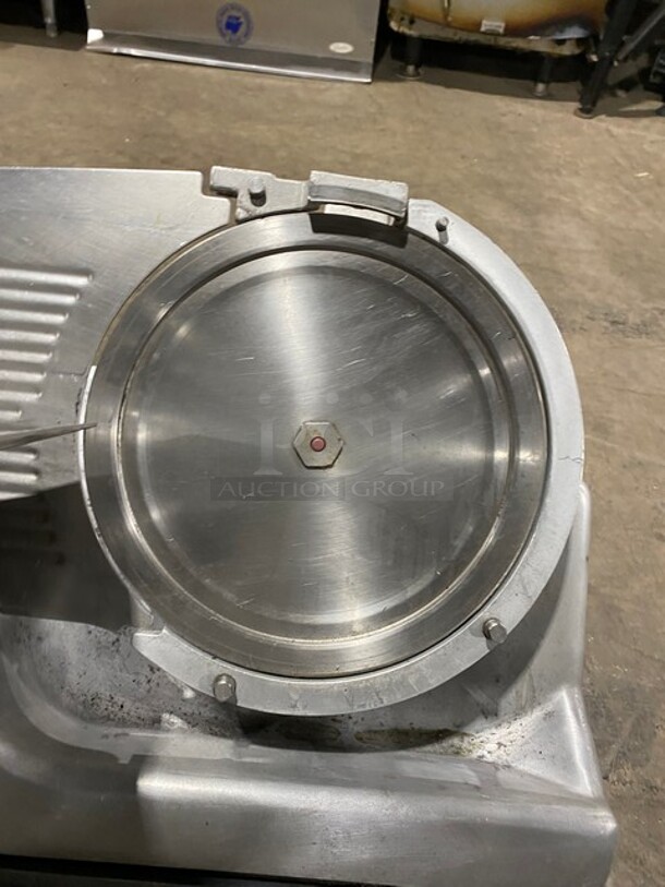 Hobart Commercial Countertop Deli/ Meat Slicer! All Stainless Steel! Model: 2712 SN: 561207821 120V - Image 5 of 9