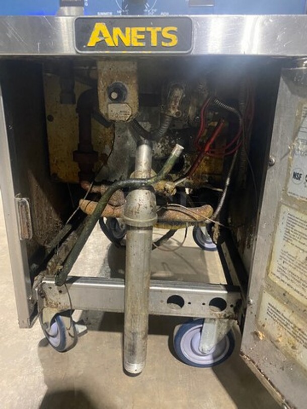 Anets Commercial Natural Gas Powered Pasta Cooker! All Stainless Steel! On Casters! Model: GPC14 - Image 7 of 11