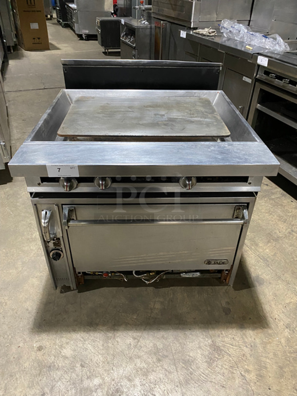 Nice! Jade Range Natural Gas Powered Plancha Flat Grill! With  Full Size Convection Oven Underneath! Metal Oven Racks! All Stainless Steel!