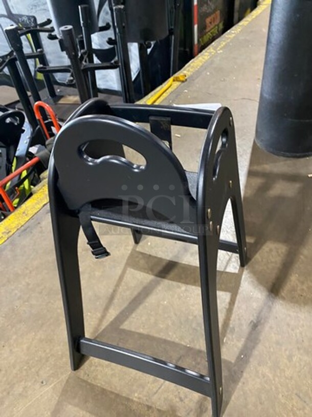 Koala Kare Black Poly Highchair! With Child Safety Straps! 6x Your Bid! - Image 4 of 7