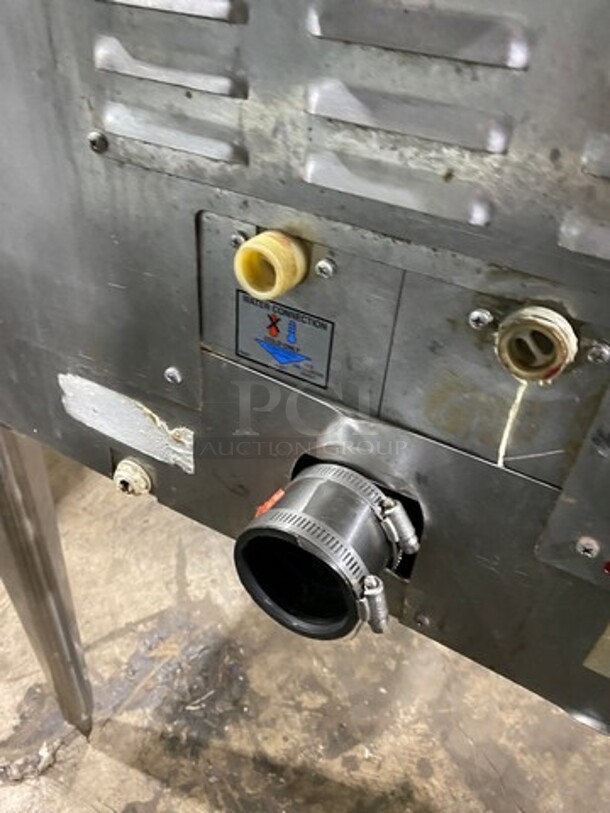 Blodgett Commercial Electric Powered Single Door Oven/Steamer Combi Oven! With View Through Door! All Stainless Steel! On Legs! Model: COS101AA SN: 111497G020S 208V 3 Phase - Image 8 of 9