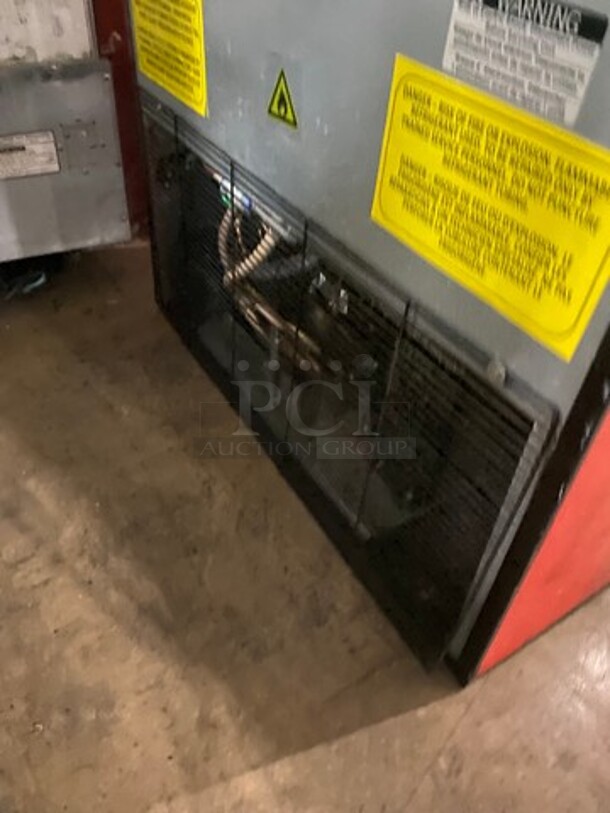 Metalfrio Commercial Single Door Reach In Cooler Merchandiser! With View Through Door! With Poly Coated Racks! Model: NG27CHC 120V - Image 8 of 8