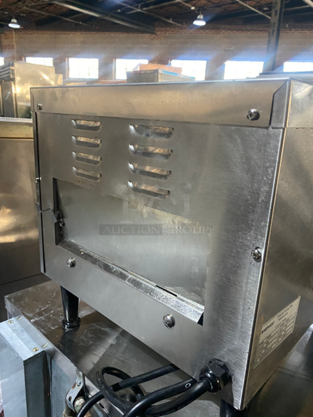 Hebvest Commercial Countertop Electric Powered Conveyor Toaster Oven! All Stainless Steel! On Small Legs! Model: CT02HD SN: C852105020UC37W 120V 60HZ 1 Phase - Image 4 of 8