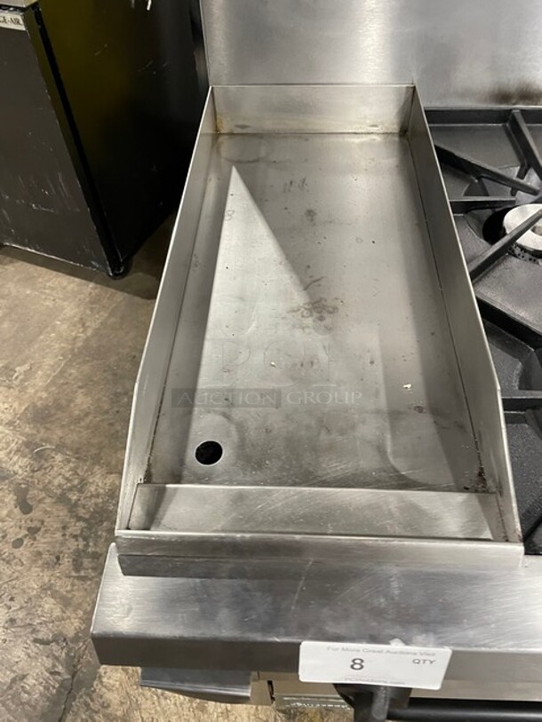 Amazing! Southbend Heavy Duty Commercial Natural Gas Powered 4 Burner Stove! With Left Sidle Flat Griddle! With Raised Back Splash! With Oven Underneath! All Stainless Steel! On Casters! Model P32DBBB! Working When Removed! - Image 7 of 9