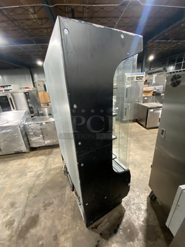 Turbo Air Commercial Refrigerated Open Grab-N-Go Case Merchandiser! With View Through Sides! With Front Cover! All Stainless Steel! Model: TOM50B SN: TOM5017X029 120V 60HZ 1 Phase - Image 4 of 7