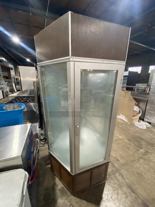 Traulsen Commercial Refrigerated Revolving Dessert Display Case Merchandiser! 115V 1 Phase - Image 2 of 9