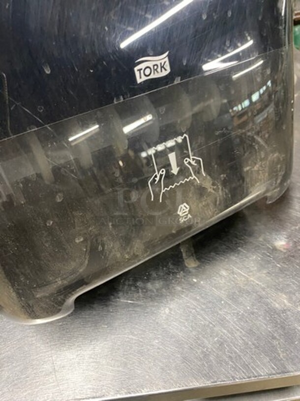 Tork Wall Mount Paper Towel Dispenser! - Image 4 of 4