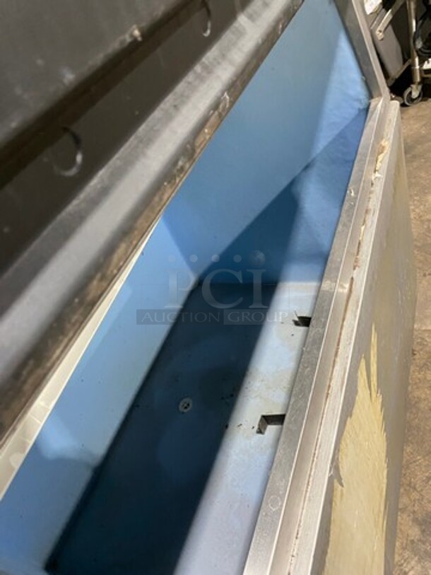 Hoshizaki Commercial Ice Maker Machine! With Commercial Ice Bin! All Stainless Steel! On Legs! Model: KM1340MRH SN: V14076K 208/230V 60HZ 1 Phase - Image 5 of 10
