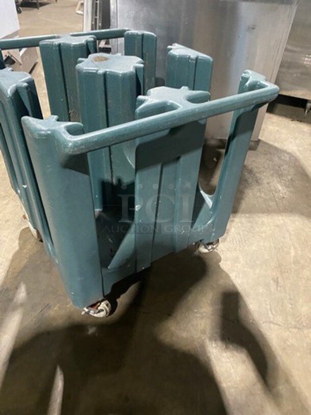 Poly Dish Transport Cart! On Casters! - Image 2 of 5