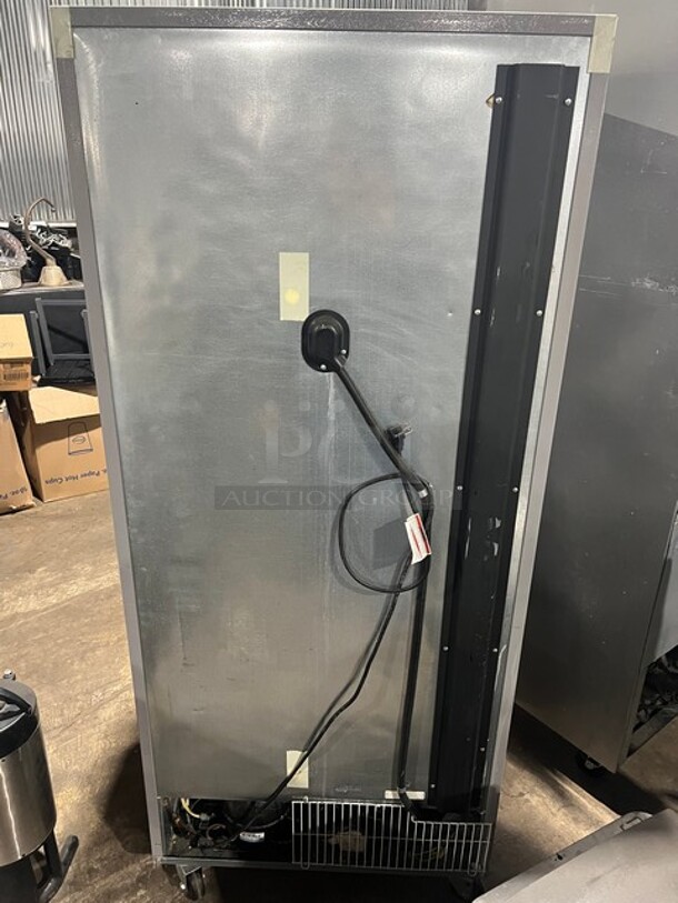 Kelvinator Commercial Single Door Reach In Cooler! Poly Coated Racks! All Stainless Steel! On Casters! Model: KCBM180RQYA SN:wa70302634 115V - Image 8 of 9