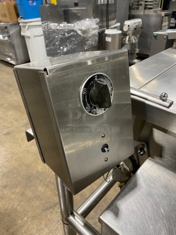 Groen Commercial Natural Gas Powered Skillet/Braising Pan! All Stainless Steel! On Legs! Model: HFP14 SN: 7717HCF - Image 8 of 9