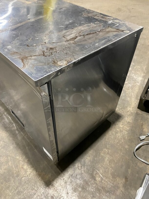 Delfield Manitowoc Commercial 2 Door Lowboy/Worktop Cooler! All Stainless Steel! Model: UC4048STAR SN:1407152002038 115V 1PH - Image 3 of 8