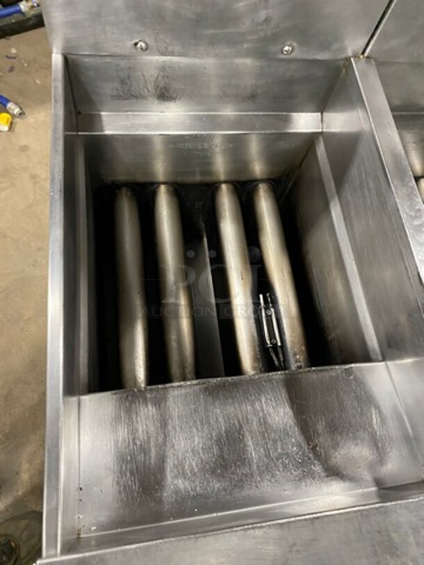 FAB! Pitco Frialator Commercial Natural Gas Powered 3 Bay Deep Fat Fryer! With Middle Fryer Basket Rack! With Oil Filter System! All Stainless Steel! On Casters! Model: SGH50 SN: G09DC011392 - Image 6 of 11