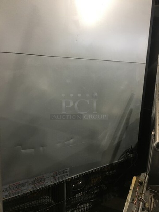 COOL! LATE MODEL! 2018 Turbo Air Commercial Refrigerated Grab-N-Go Open Case Merchandiser! WORKING WHEN REMOVED! Model: TOM72EBN SN: H2T2E72D5002 220V 60HZ 1 Phase - Image 3 of 10