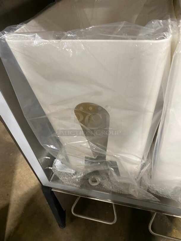 NICE! Silver King Commercial Countertop 2 Spout Refrigerated Milk Dispenser! Stainless Steel Body! - Image 7 of 9