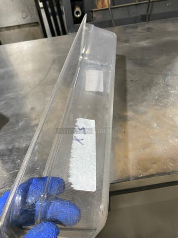 ALL ONE MONEY! Rubbermaid Clear Poly 2/4x4" Food Containers! - Image 4 of 6