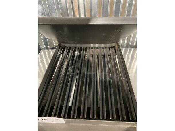 Rocky Mountain Commercial Countertop Griller/Broiler Combo! All Stainless Steel! Model MGB128! - Image 7 of 7