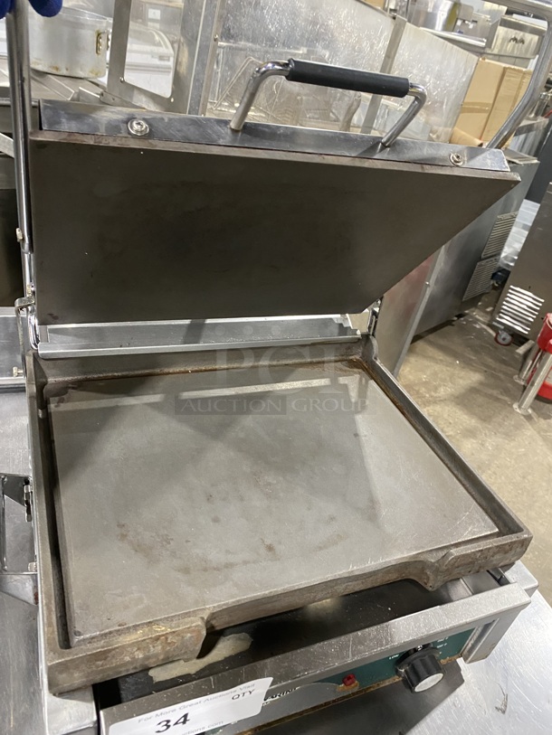 Waring Commercial Countertop Panini/Sandwich Grill! All Stainless Steel! Model: WFG250! 120V! - Image 6 of 8